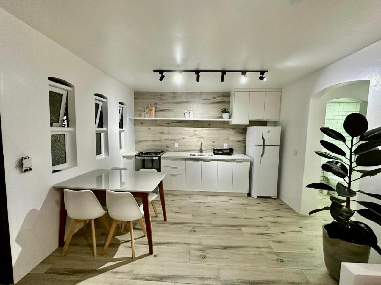 Apartamento Estilo Chale Com Piscina Убатуба Экстерьер фото