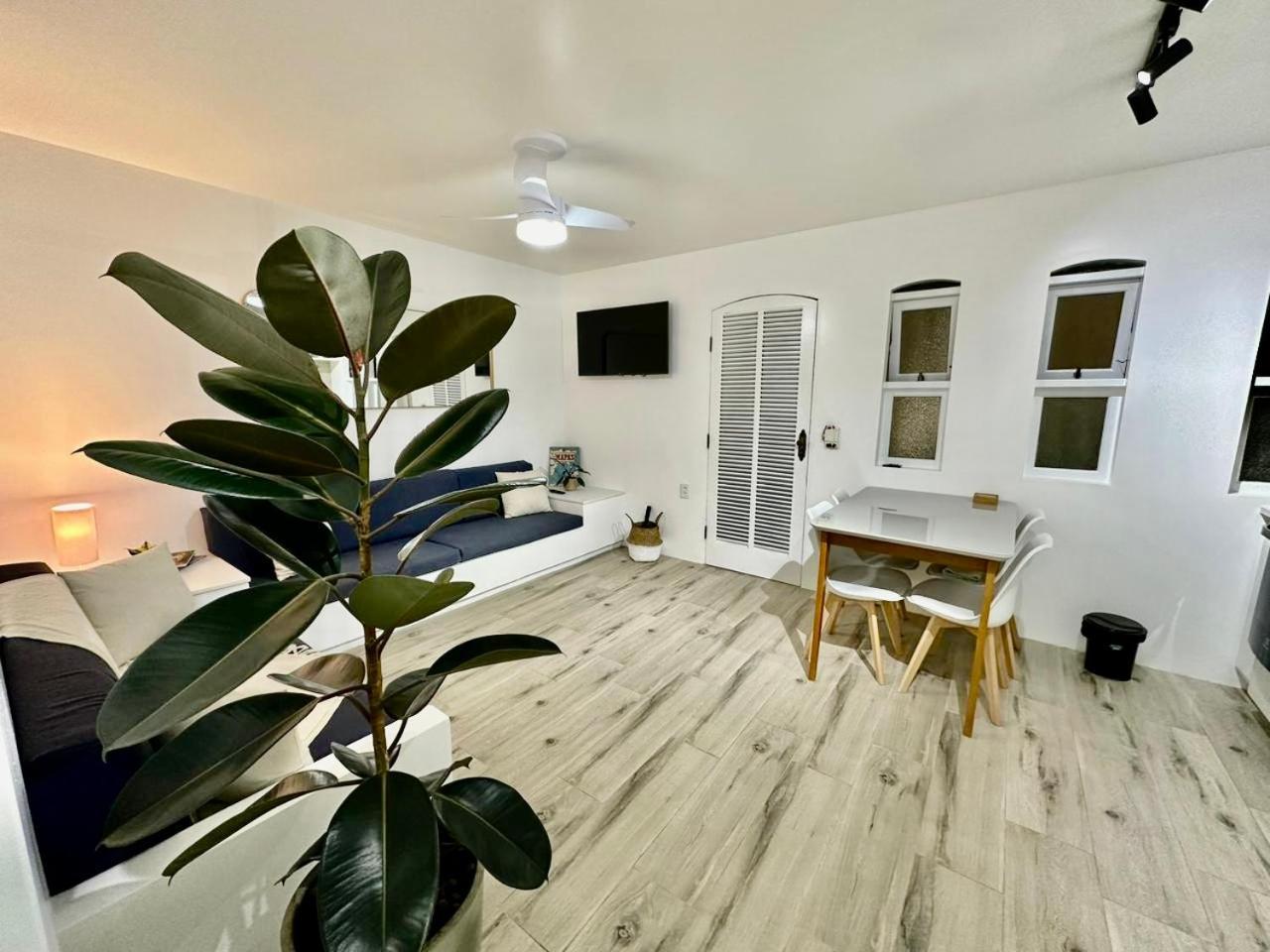 Apartamento Estilo Chale Com Piscina Убатуба Экстерьер фото